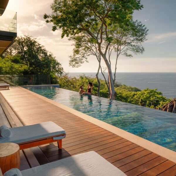 FOUR SEASONS RESORT PENINSULA PAPAGAYO, COSTA RICA